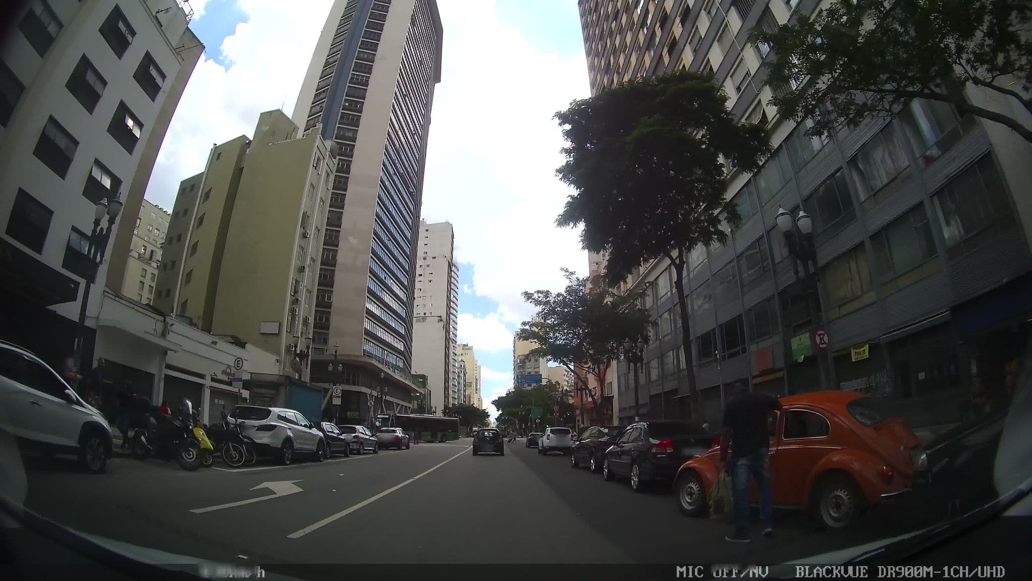 Street view near Condominio Edificio, Republica — © kaart_2 (CC BY-SA · Mapillary)