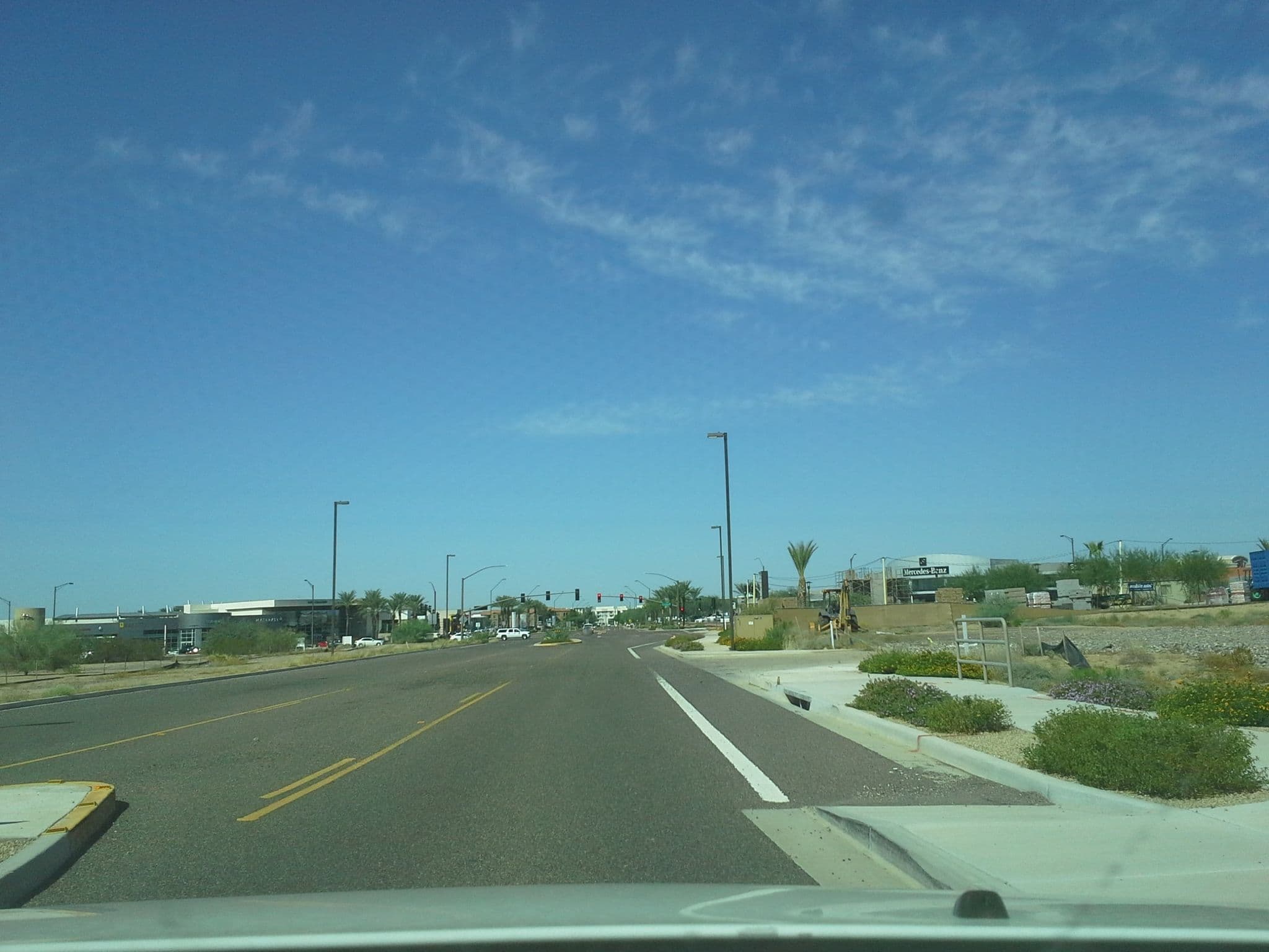 Street view near Hyatt House North Scottsdale, Paradise Valley — © drkludge (CC BY-SA · Mapillary)