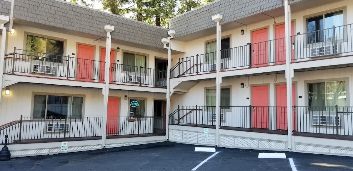 Northern Inn Motel, Motel in Redway