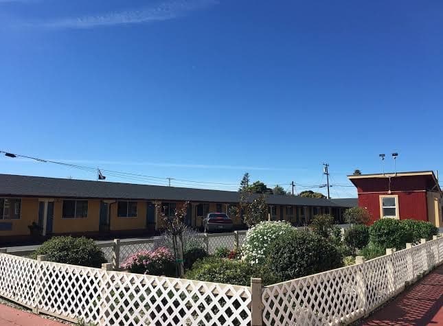 Wagon Wheel Motel, Motel in Boronda