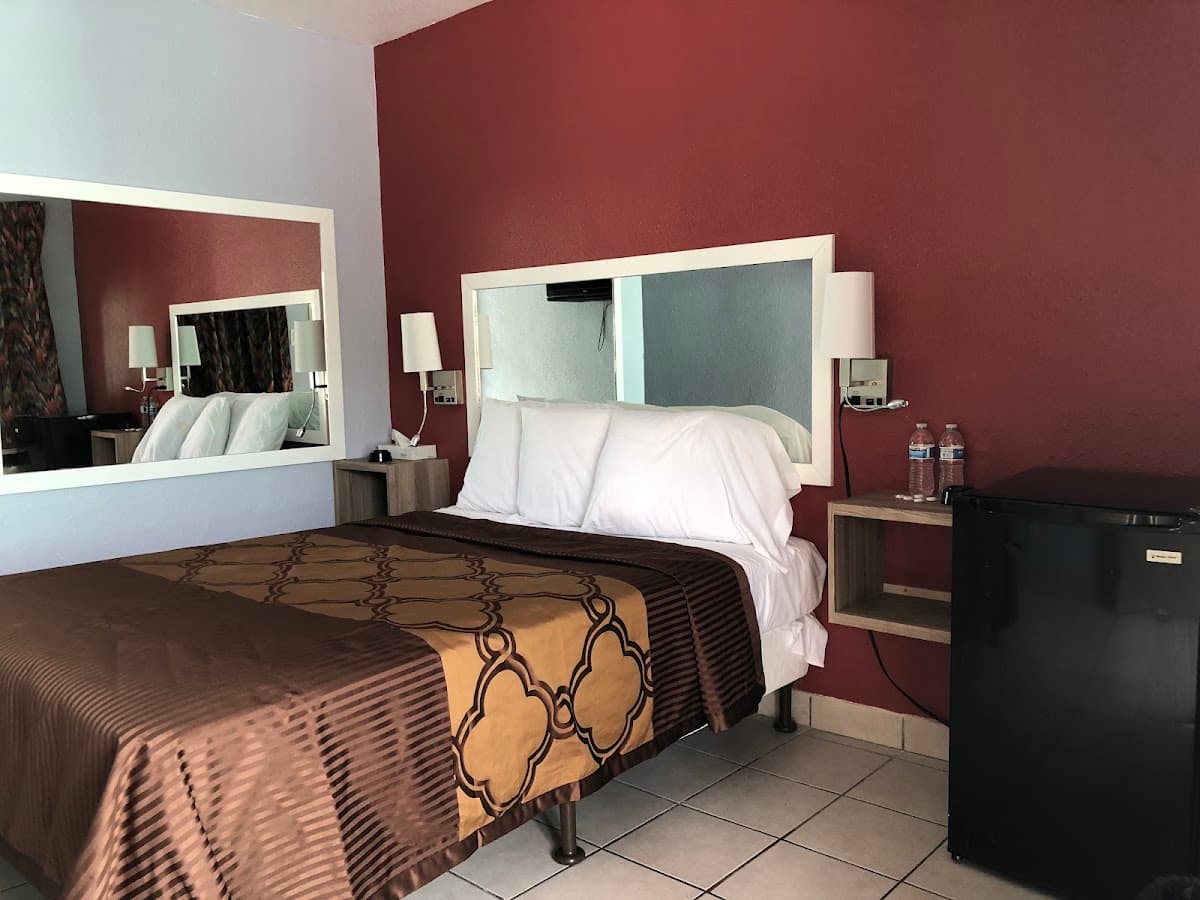 Monterey Motel, Motel in West Athens
