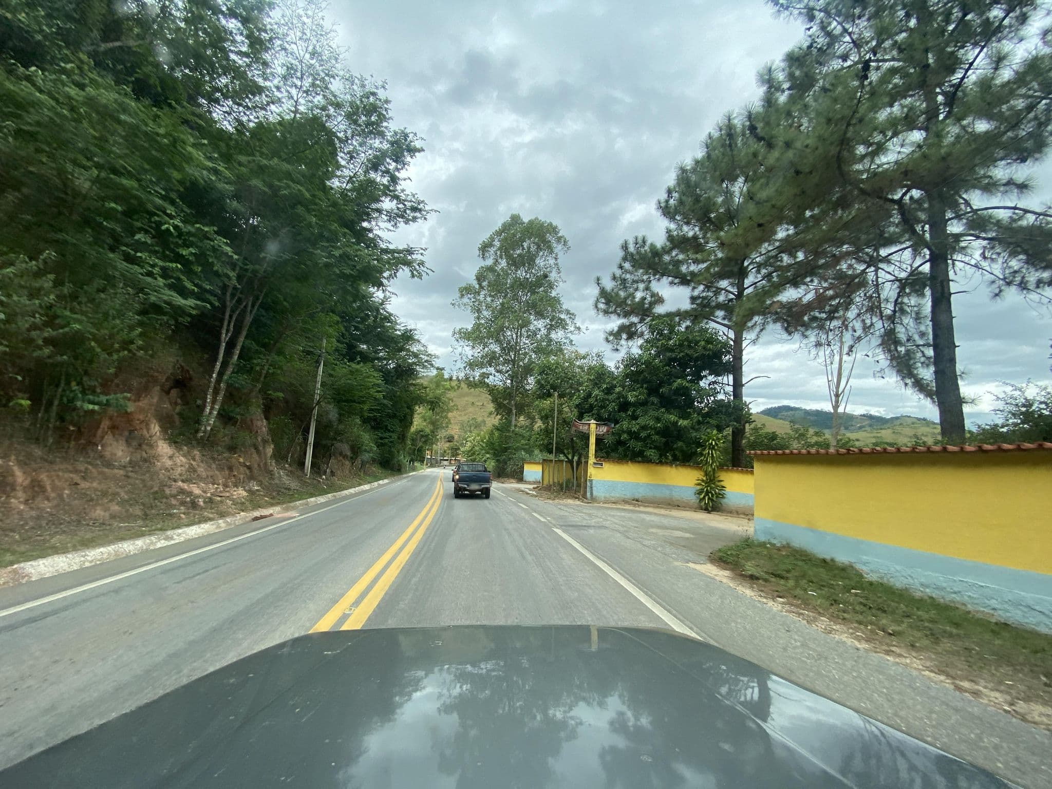 Street view near Contatos Motel, Alegre — © qualhano (CC BY-SA · Mapillary)