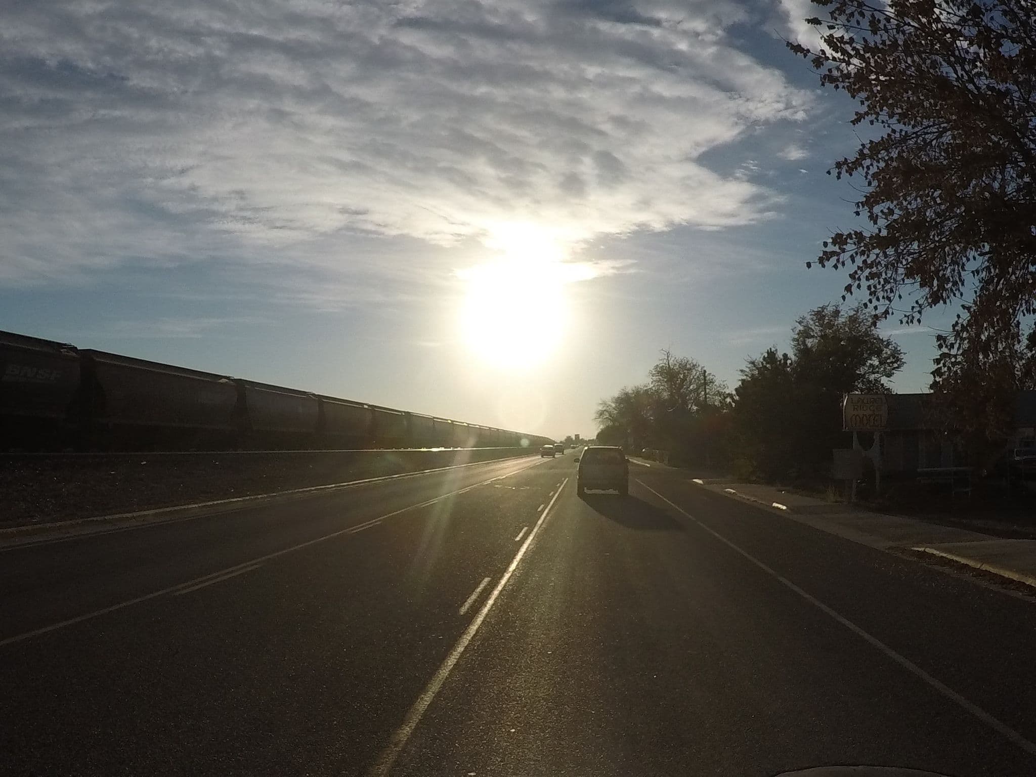 Street view near Laurel Ridge Motel, Billings — © chrisbeddow (CC BY-SA · Mapillary)