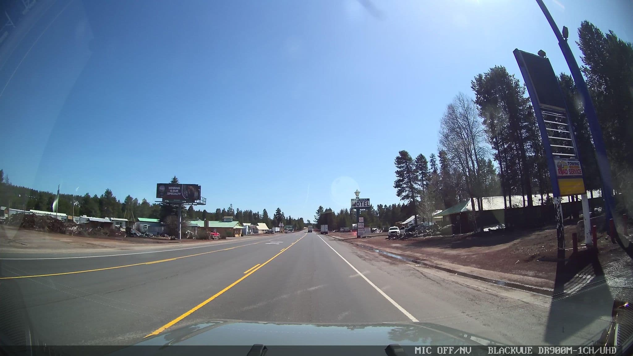 Street view near Dawson House Lodge, La Pine — © asturksever (CC BY-SA · Mapillary)