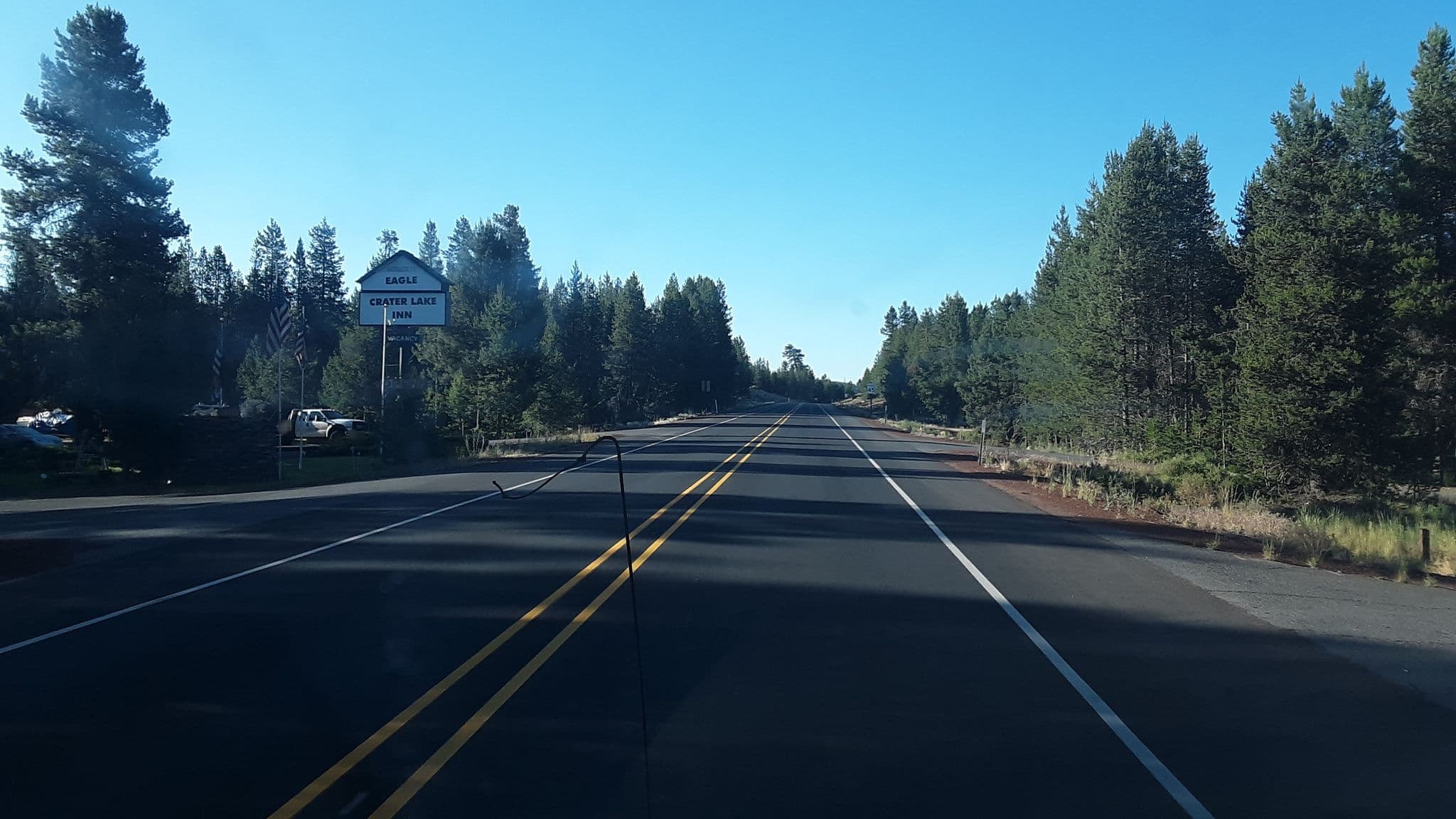 Street view near Crater Lake Inn, La Pine — © jbthemilker (CC BY-SA · Mapillary)