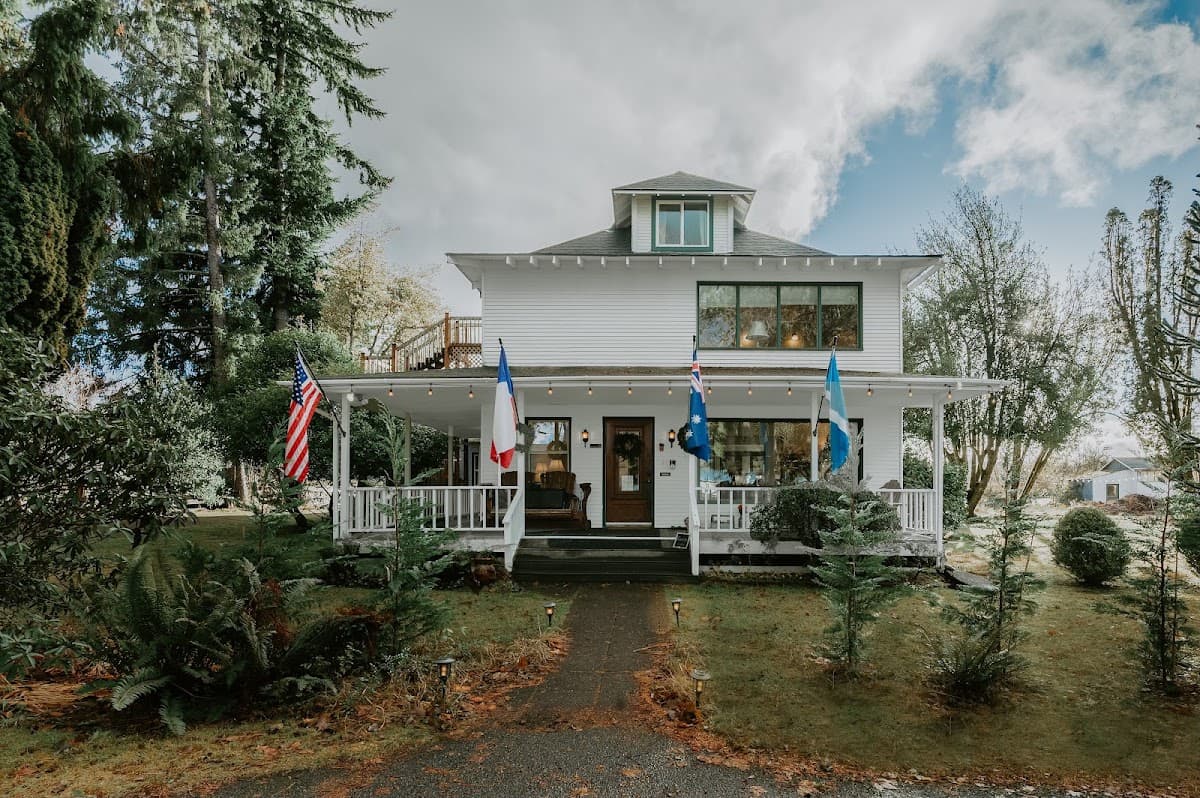 Miller Tree Inn, Hotel in Forks