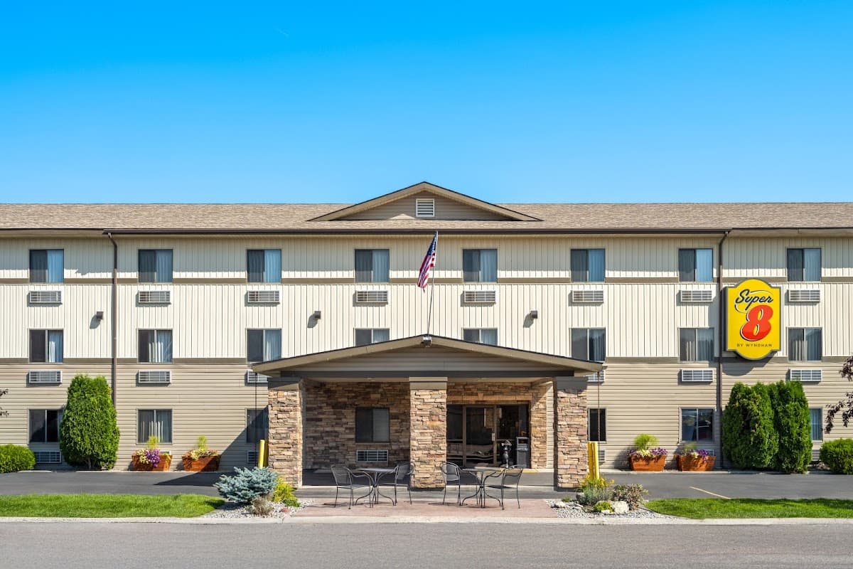 Super 8 by Wyndham Kalispell Glacier National Park, Motel in Kalispell