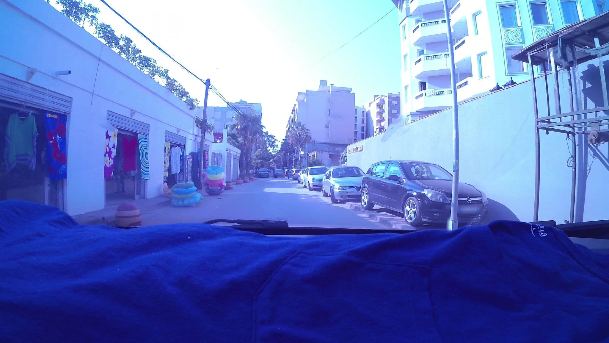 Street view near Dyrrah, Rrashbull — © kaart_3 (CC BY-SA · Mapillary)