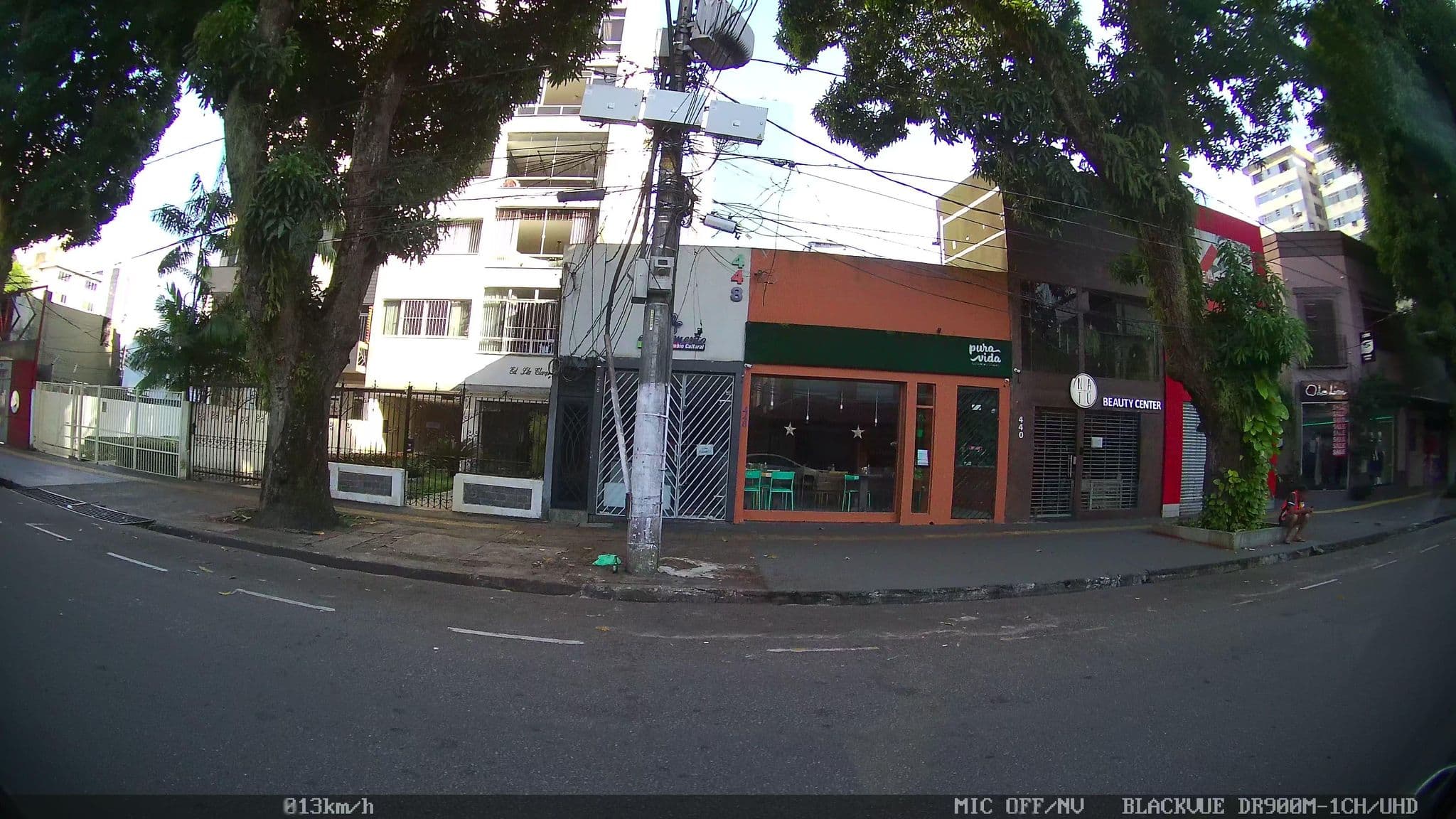 Street view near Radisson Hotel Maiorana Belém, Belém — © kaart_2 (CC BY-SA · Mapillary)