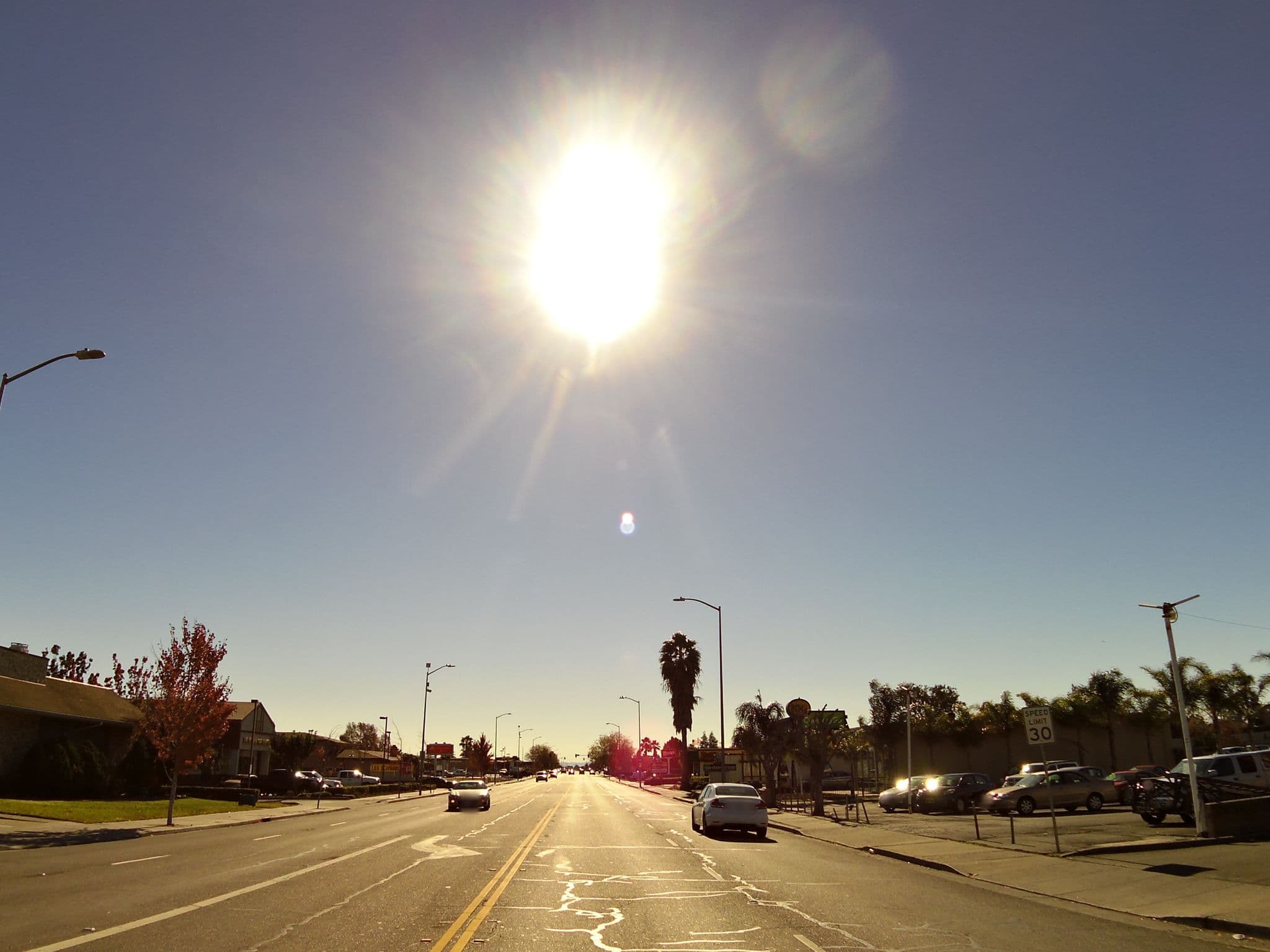 Street view near Super 8, Fairfield — © andrewsnow (CC BY-SA · Mapillary)