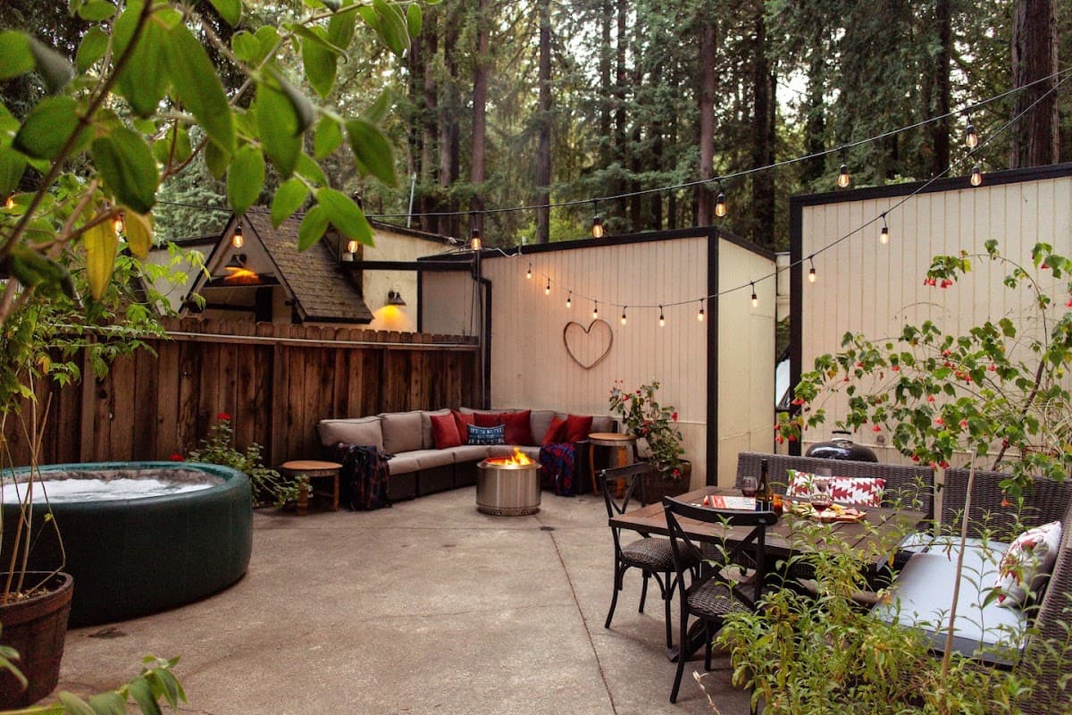The Rio Nido Lodge, Hotel in Guerneville