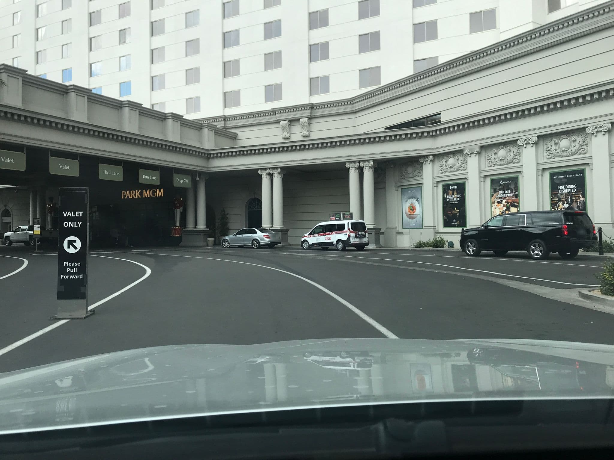 Street view near Park MGM, Paradise