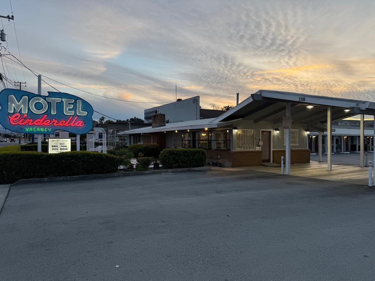 Motel Cinderella, Motel in Hollister