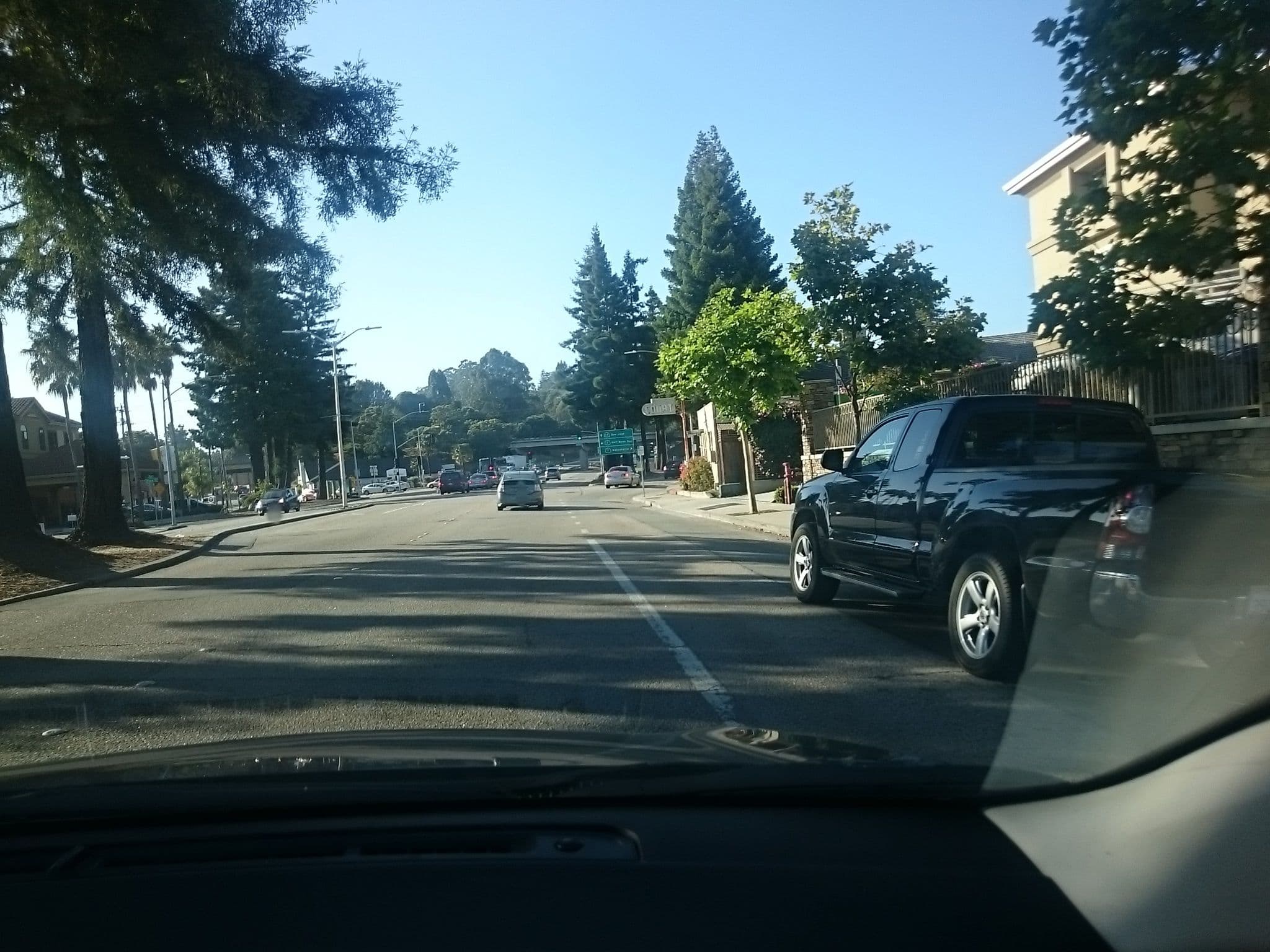 Street view near Holiday Inn Express, Santa Cruz — © voschix (CC BY-SA · Mapillary)