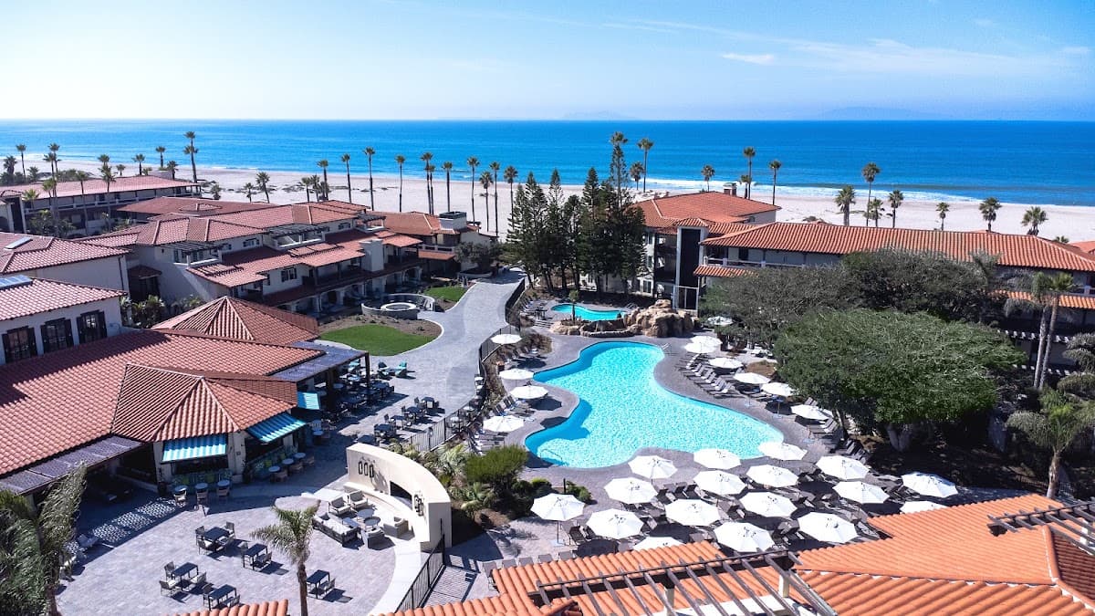 Zachari Dunes on Mandalay Beach, Curio Collection by Hilton, Hotel in Channel Islands Beach