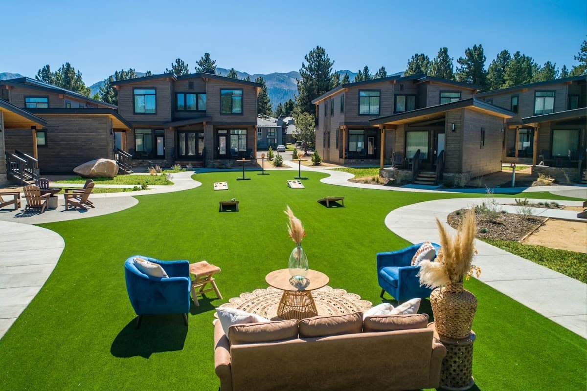 Outbound Mammoth, Hotel in Mammoth Lakes