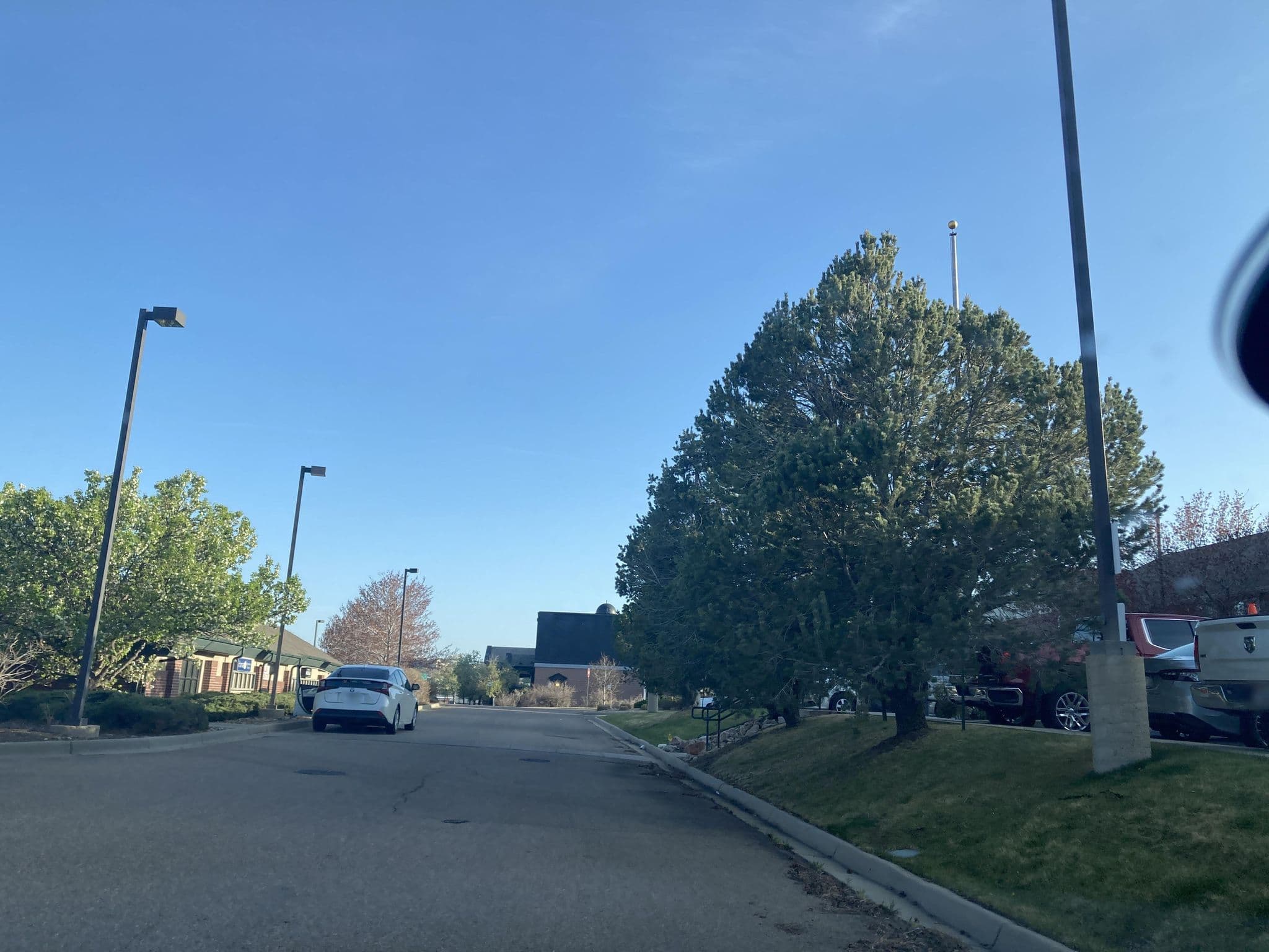 Street view near Quality Inn, Broomfield — © dgrinbergs (CC BY-SA · Mapillary)