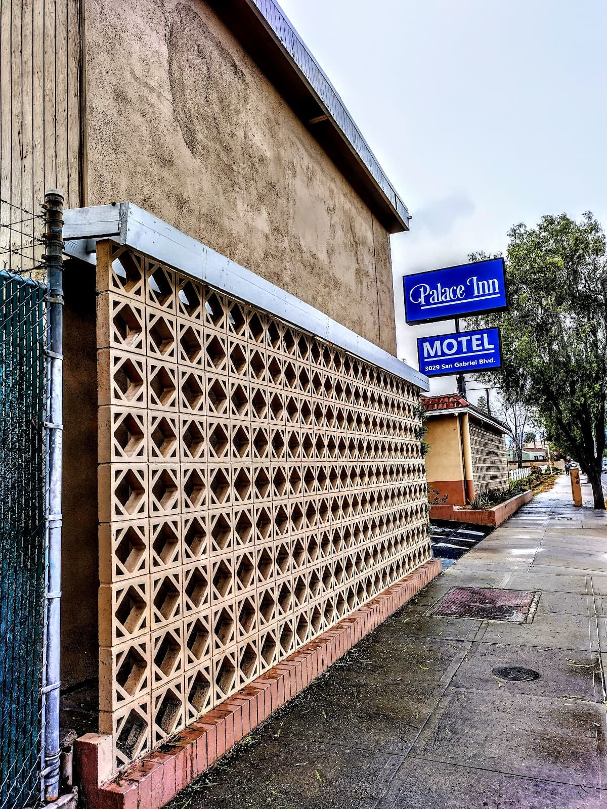 Gale's Motel, Motel in South San Gabriel