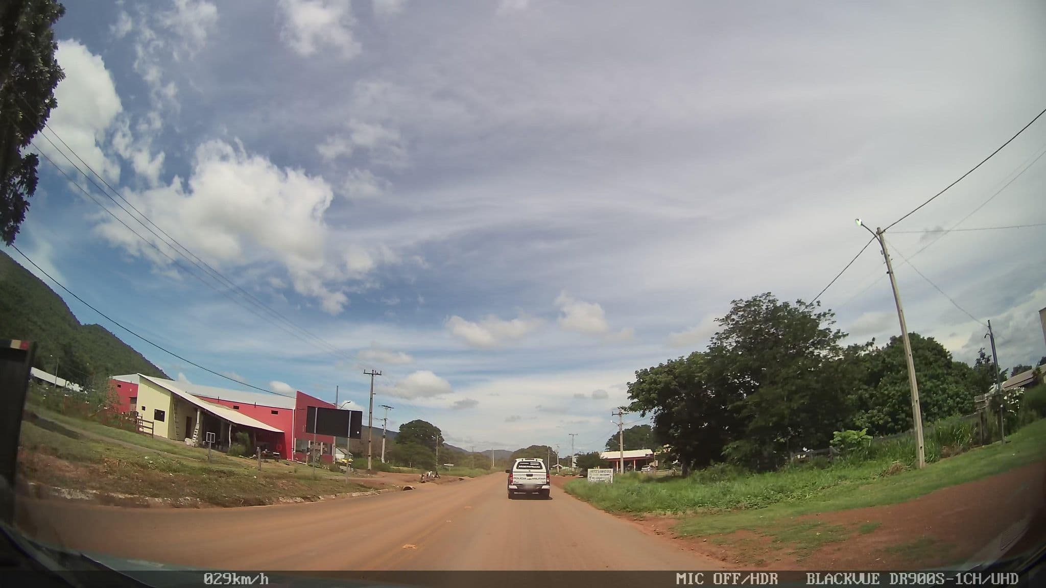 Street view near bom jardim, Nobres — © kafri (CC BY-SA · Mapillary)