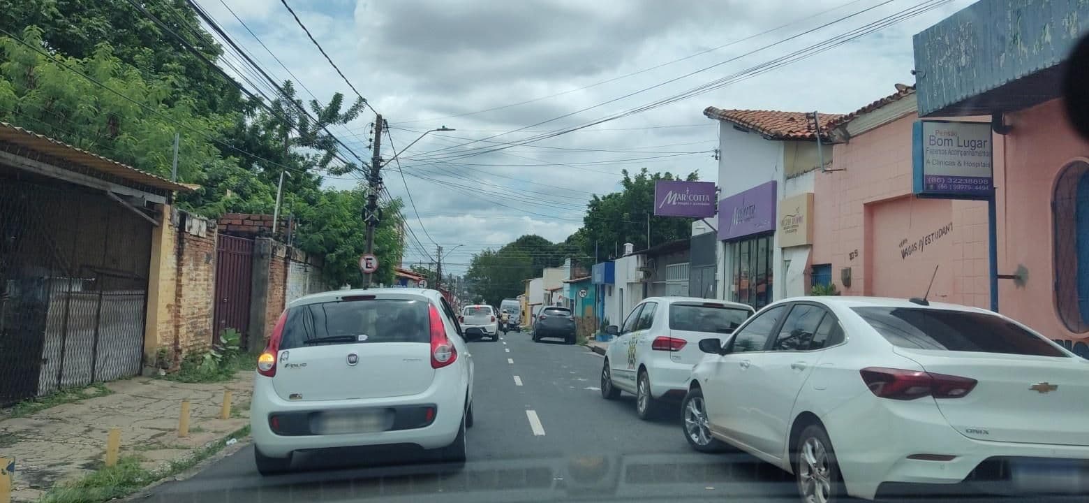 Street view near Pensão Bom lugar, Teresina — © felipedantas (CC BY-SA · Mapillary)