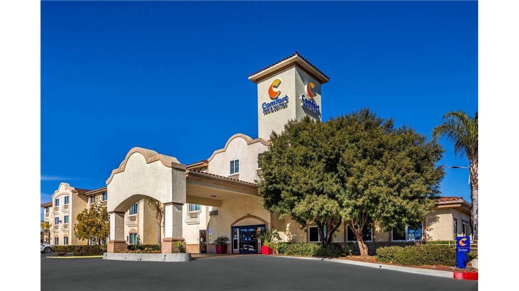 Comfort Inn & Suites Murrieta Temecula Wine Country, Hotel in Murrieta