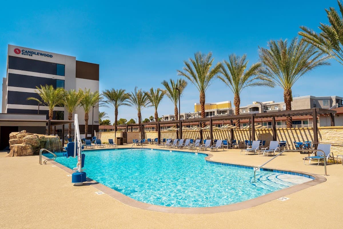Candlewood Suites Las Vegas - E Tropicana, Hotel in Paradise