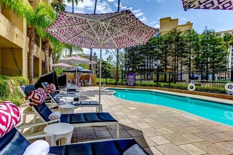 Avenue of the Arts Costa Mesa, Hotel in Tustin Legacy