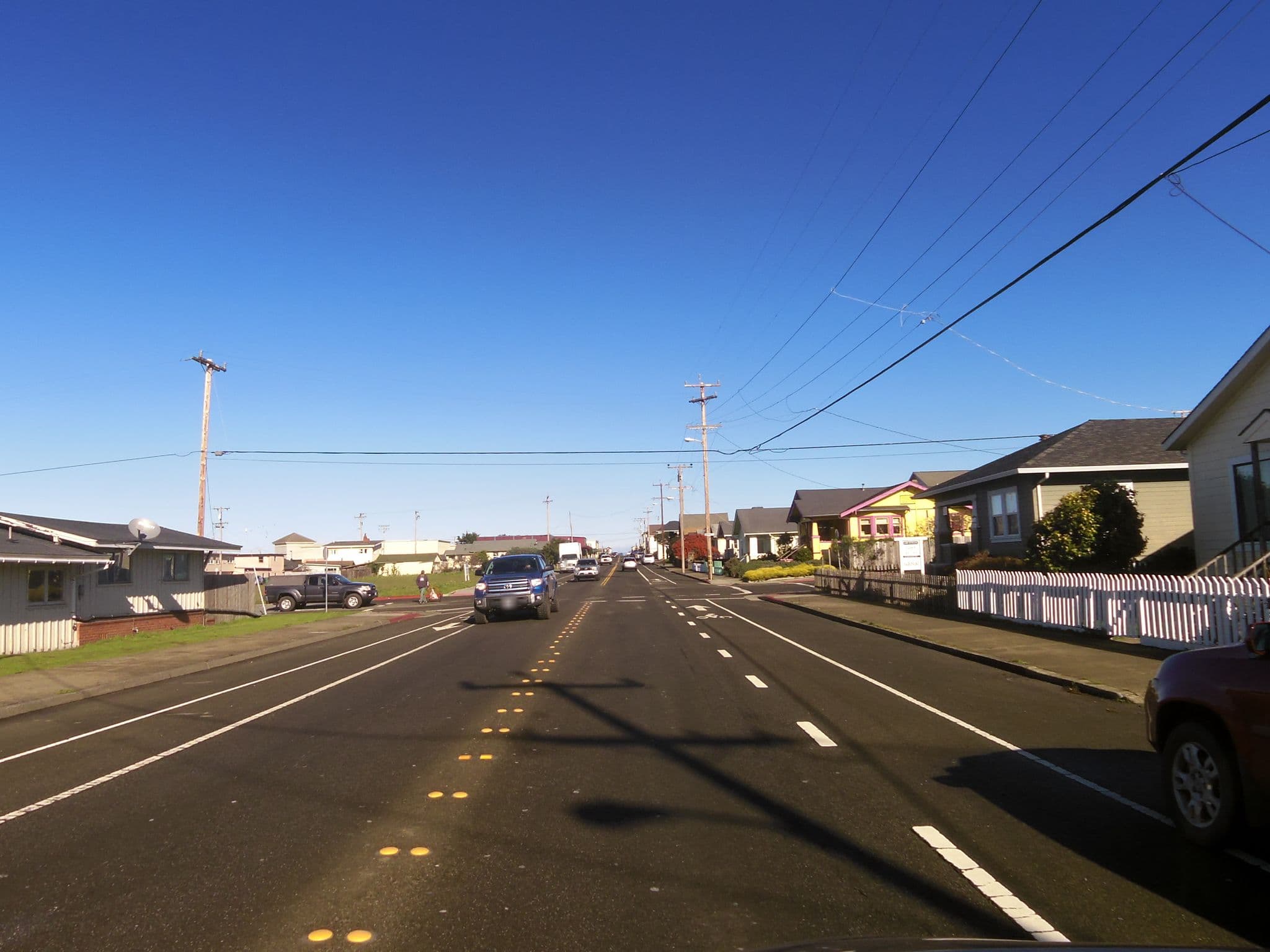 Street view near Carine's Motel, Brooktrails — © andrewsnow (CC BY-SA · Mapillary)