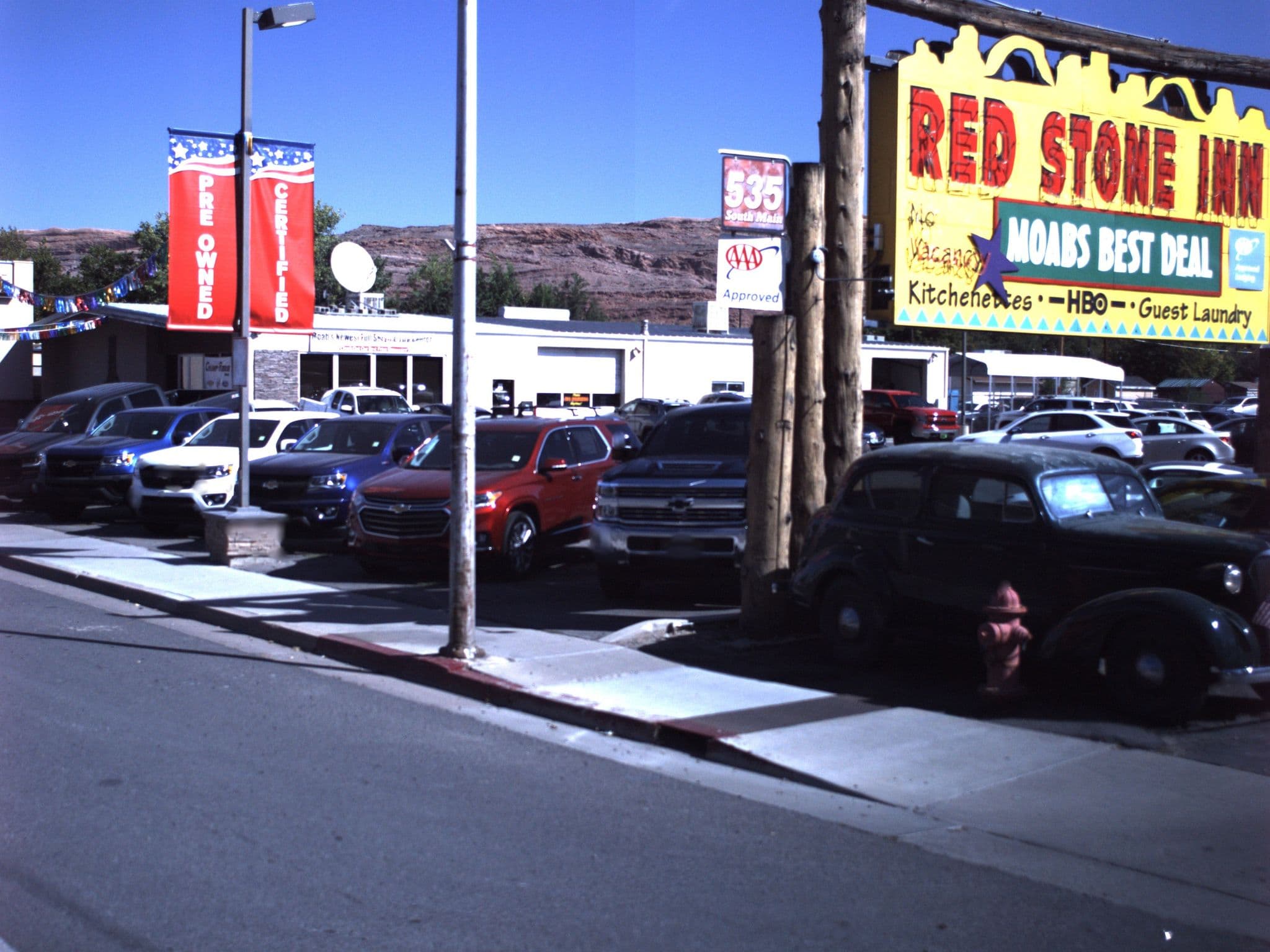 Street view near Redstone Inn, Moab