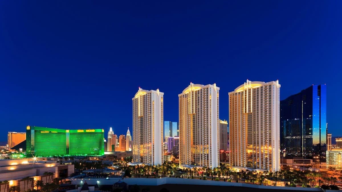 The Signature at MGM Grand, Hotel in Paradise