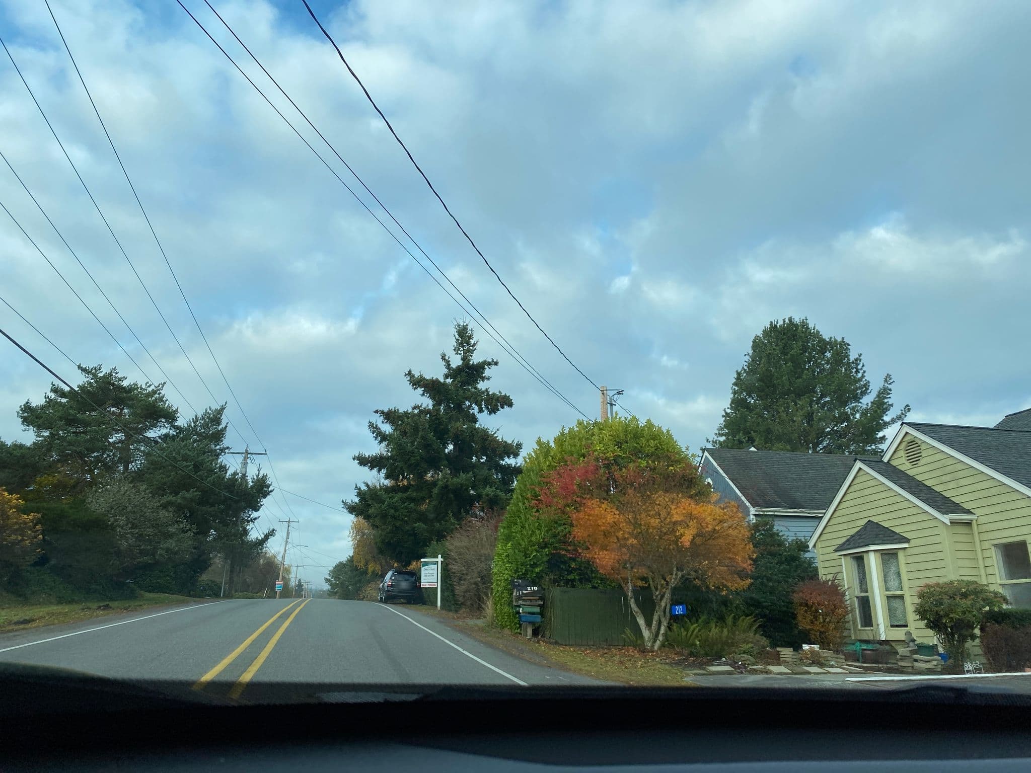 Street view near Country Cottage, Tulalip Bay — © cmiles (CC BY-SA · Mapillary)