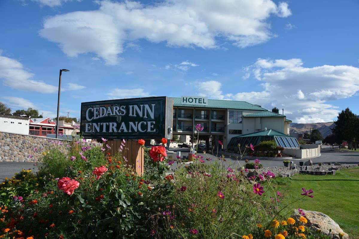 Cedars Inn, Motel in East Wenatchee