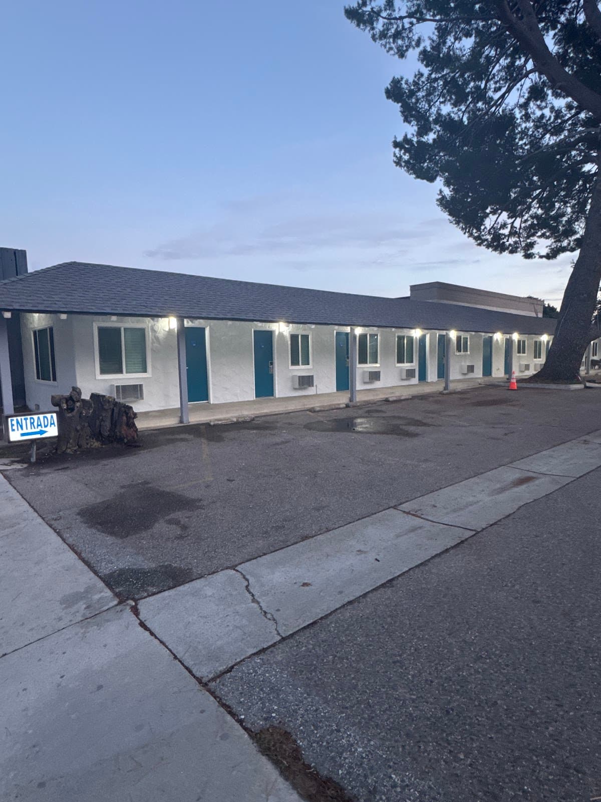 Angel Motel, Motel in Orange
