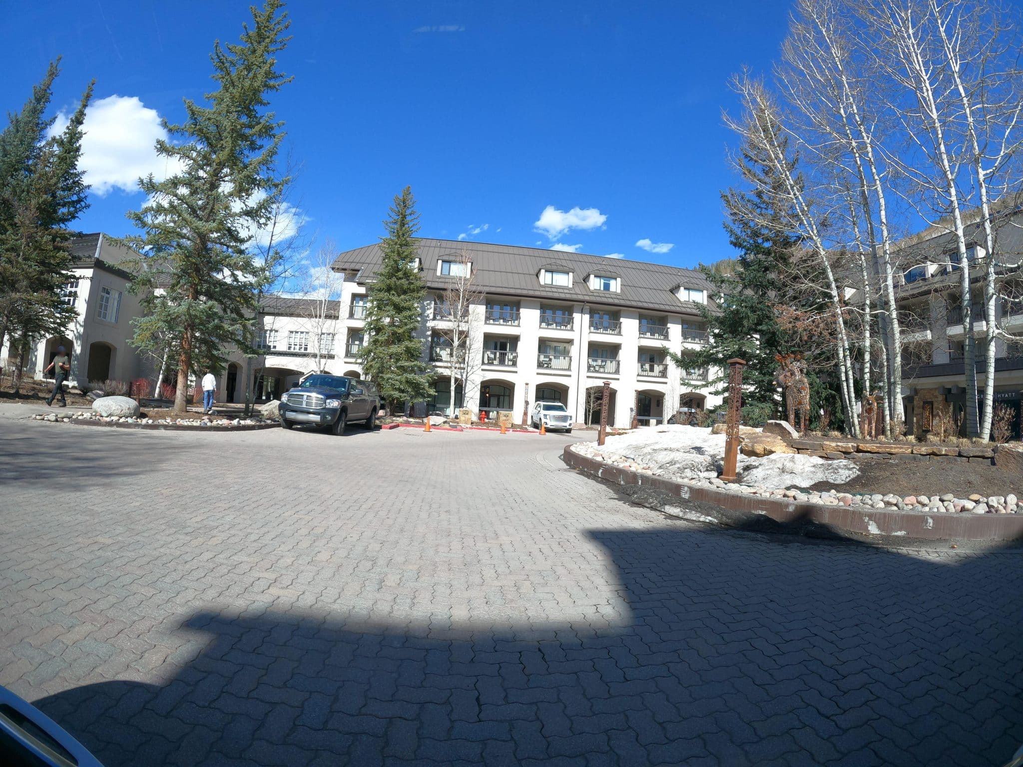 Street view near Grand Hyatt Vail, Minturn — © roadgeek_md99 (CC BY-SA · Mapillary)