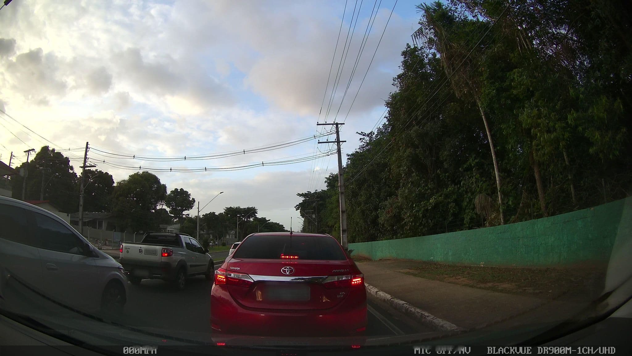 Street view near HTSS- Hotel de Trânsito de Subtenentes e Sargentos, Manaus — © kaart_1 (CC BY-SA · Mapillary)
