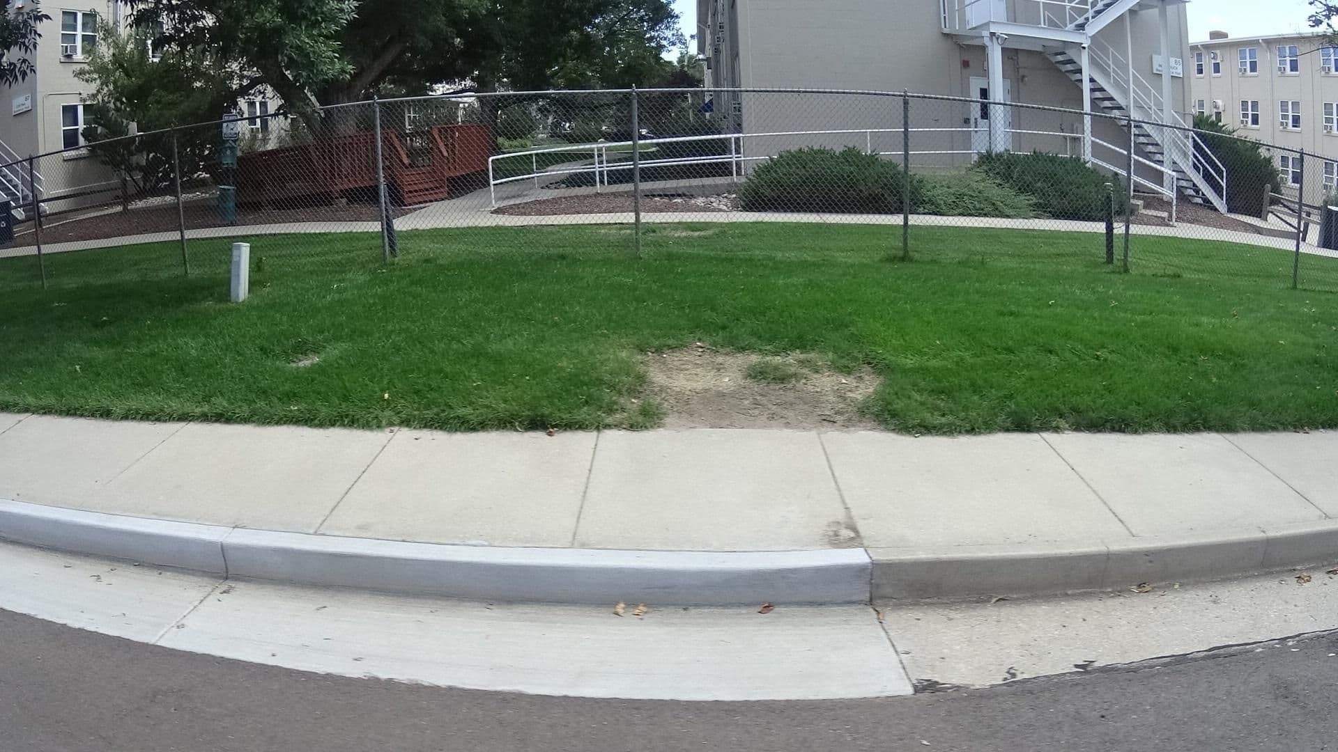 Street view near Innsbruck residence hall, Colorado Springs — © marker_geo (CC BY-SA · Mapillary)