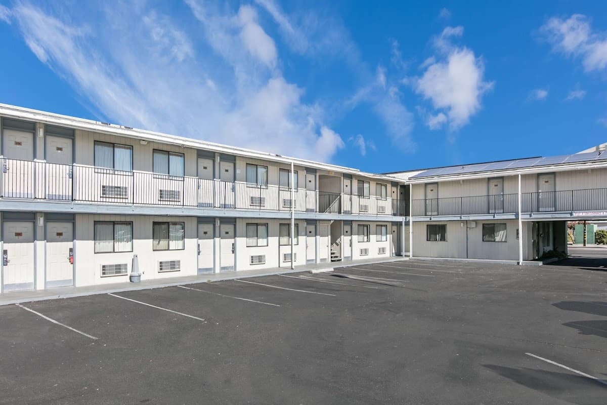 Super 8 by Wyndham Bishop, Motel in Bishop