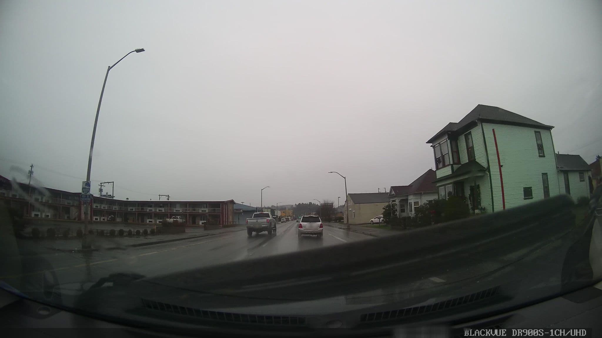 Street view near GuestHouse Inn & Suites, Cosmopolis — © damnitgetmybeer (CC BY-SA · Mapillary)