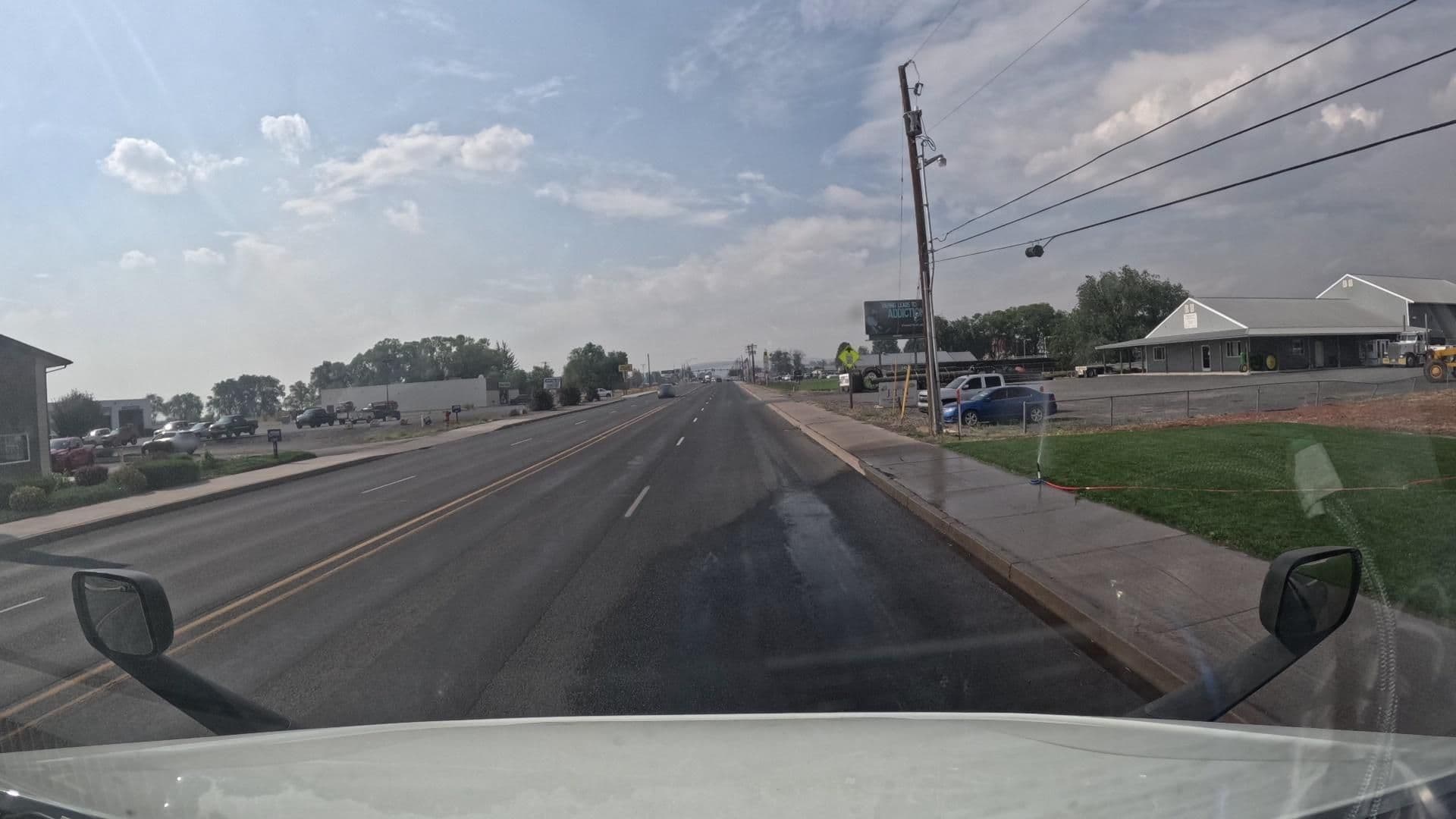 Street view near American's Best Value Inn, Hines — © bct (CC BY-SA · Mapillary)