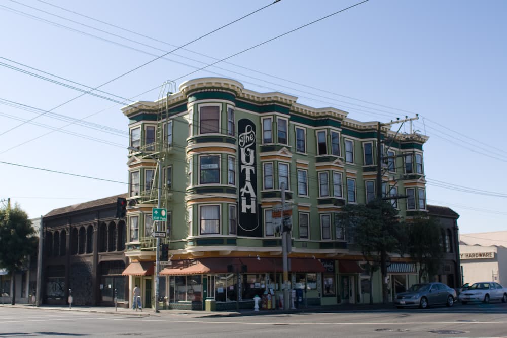 The Utah Inn (via Wikimedia Commons, CC BY-SA 2.0)