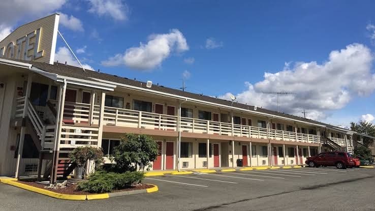 Fairground Inn, Motel in Monroe North