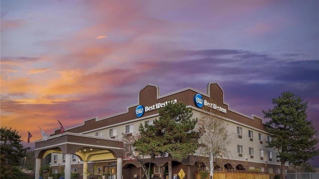 Best Western Sky Valley Inn, Hotel in Monroe North