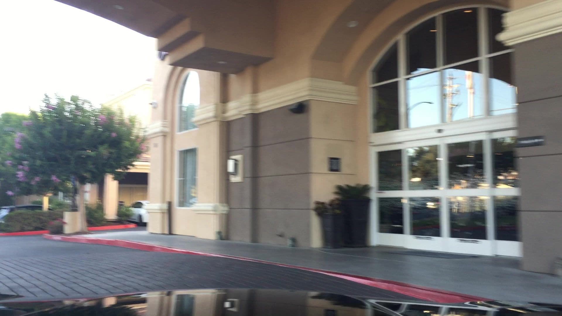Street view near Hampton Inn & Suites San Jose, Communications Hill — © lvl5 (CC BY-SA · Mapillary)