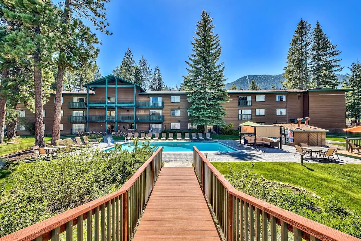 Forest Suites Resort, Hotel in Kingsbury