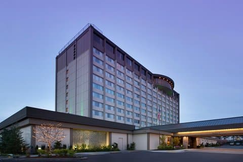 Skybridge Seattle Airport Hotel, Hotel in SeaTac