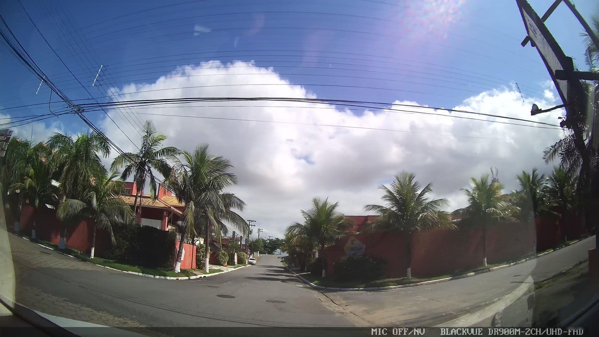 Street view near Pousada Vitória Régia, Peruíbe — © marciosampaio (CC BY-SA · Mapillary)