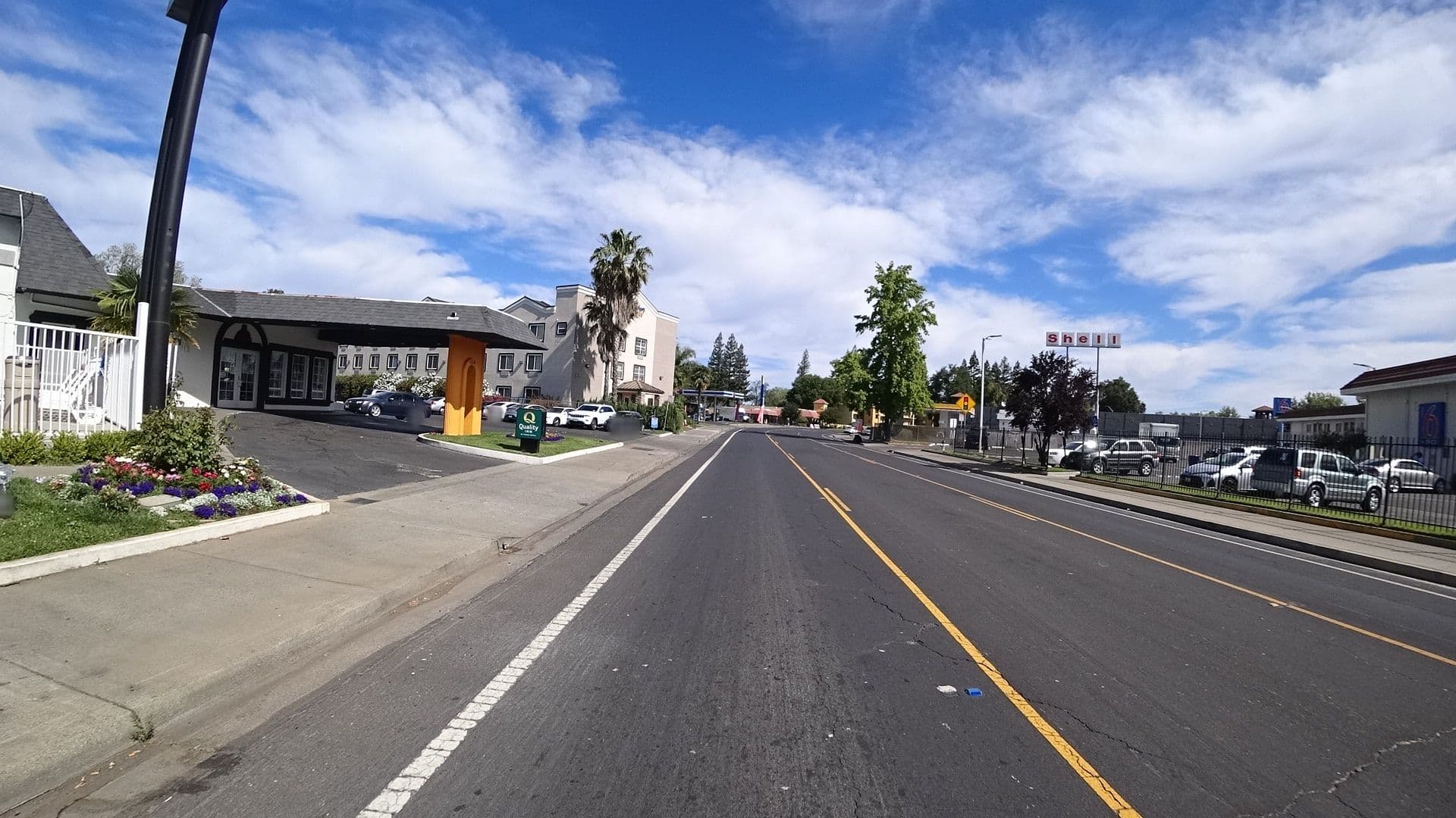 Street view near Quality Inn & Suites, Sacramento — © marker_geo (CC BY-SA · Mapillary)