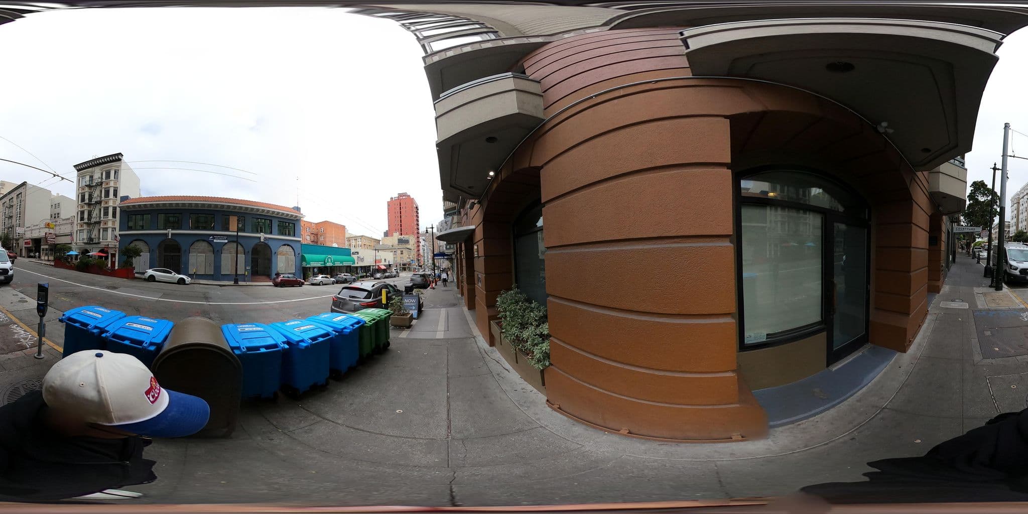 Street view near Courtyard San Francisco Union Square, Chinatown