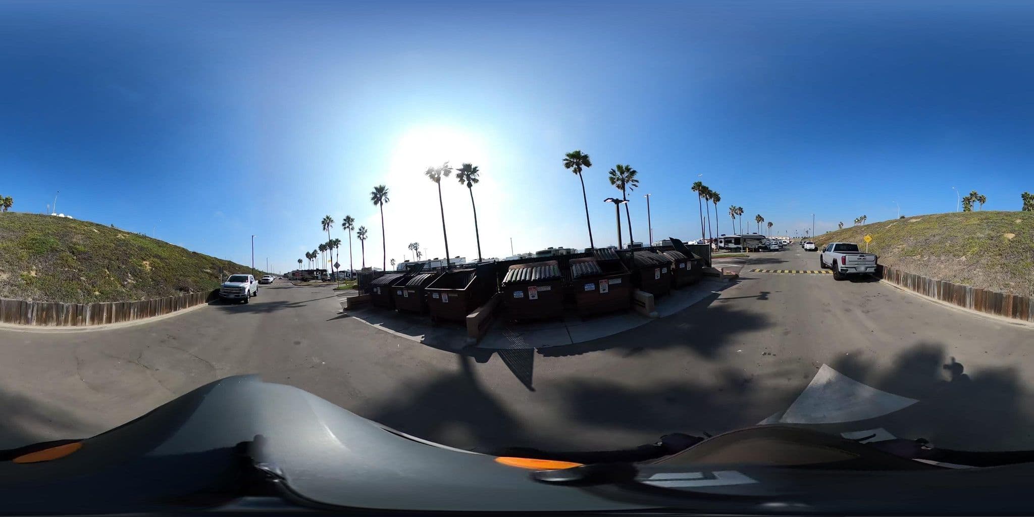 Street view near Dockweiler Beach RV Park, El Segundo — © beddy (CC BY-SA · Mapillary)