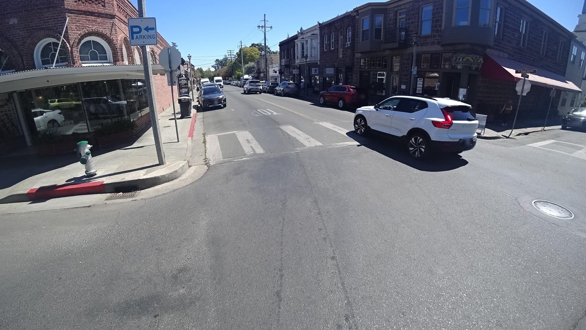 Street view near Ledson Hotel & Centre du Vin, Sonoma — © marker_geo (CC BY-SA · Mapillary)